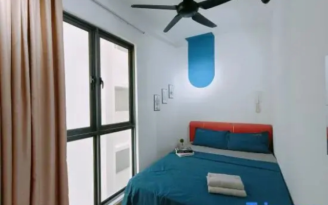 TypeB-10pax-5Bedroom-Balcony-IOICityMall-UKM-C180- Cheras
