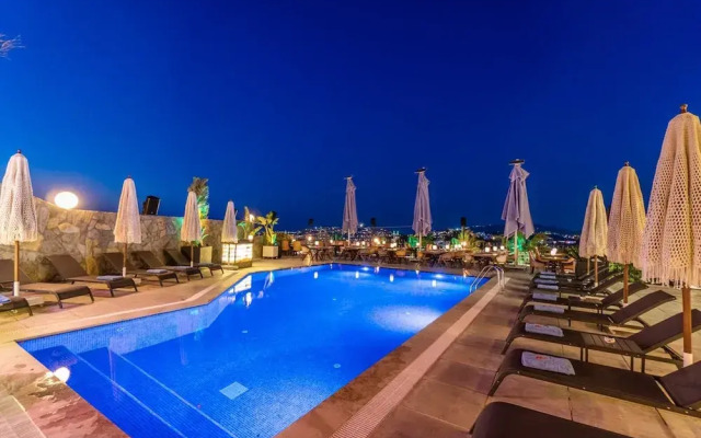Bombien Yalıkavak  +13 Adult only