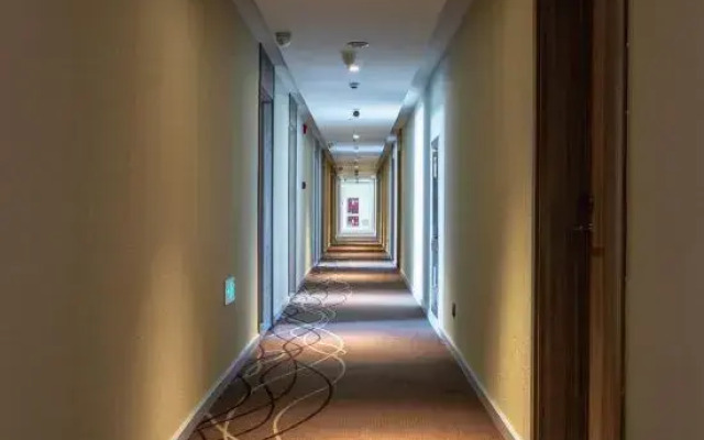 HanTing Hotel (Tianjin Zhongbei Haitai South and North Avenue)