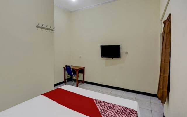 Permata House by OYO Rooms