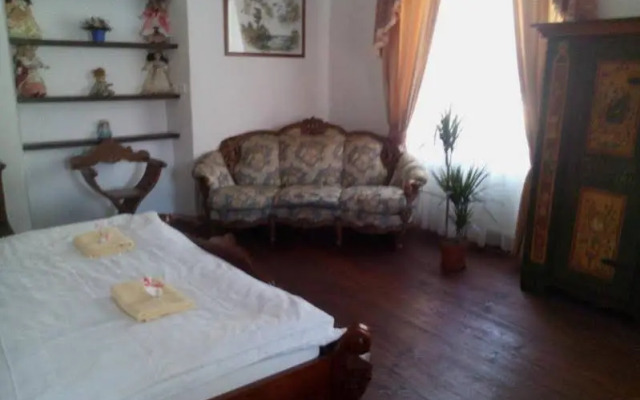 Monastery Garden Bistro & Rooms