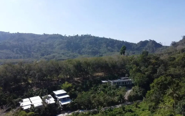 Phuchada Residence