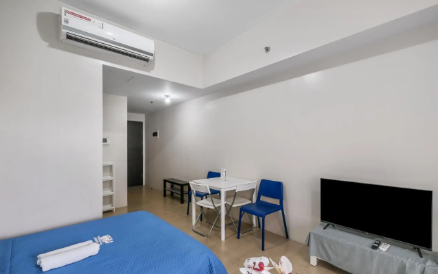 Tess and Tessha Condotel near T3 Airport