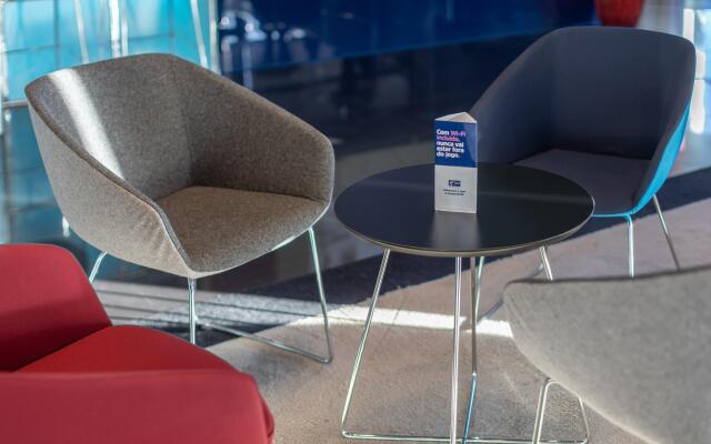 Holiday Inn Express Lisbon - Alfragide by IHG
