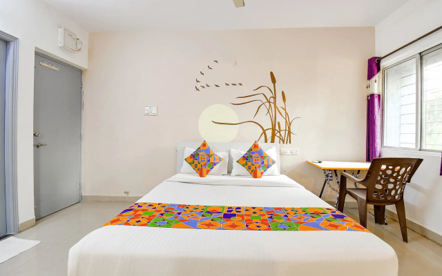 FabHotel Destiny Living
