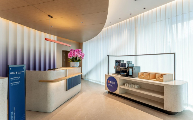 EVEN Hotel Shanghai Hongqiao CBD by IHG – Lobby – Shanghai