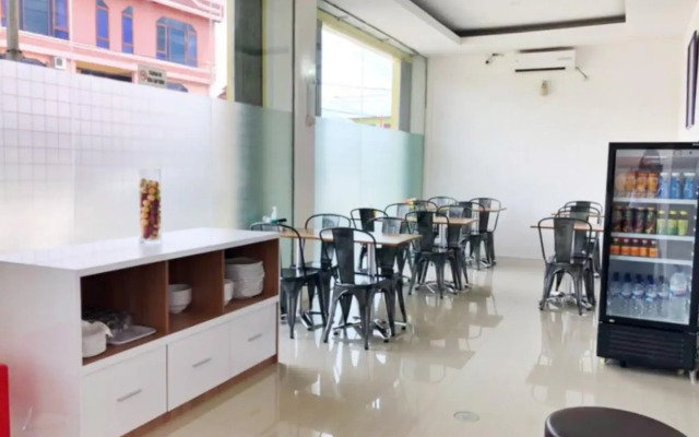 The Galton Hotel Bau-Bau