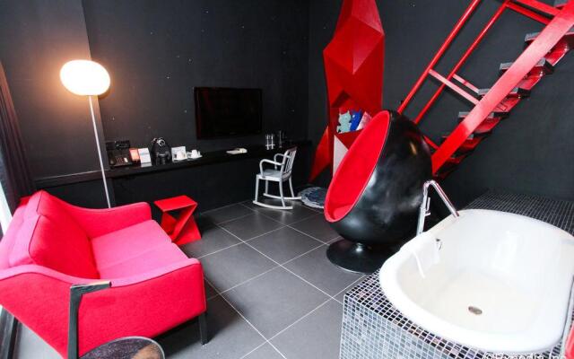 Wanderlust Hotel