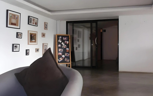 I Room Hotel