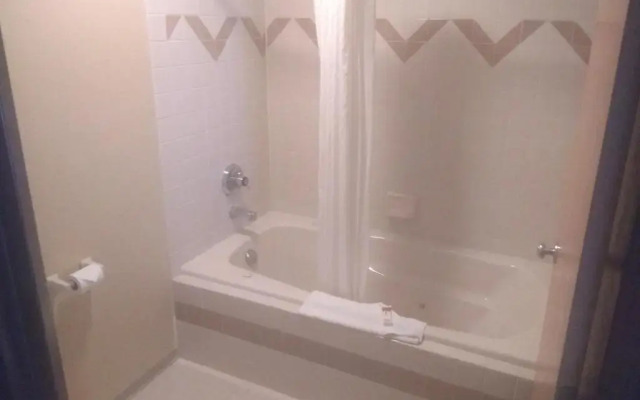 Super 8 Baxter/Brainerd Area