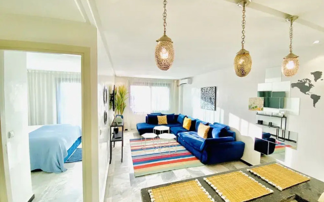 Foch Apartment
