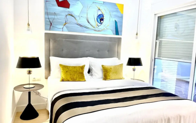 MONDRIAN Luxury Suites & Villas