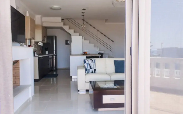 Villa Cook With Pool and Terraces With sea Views
