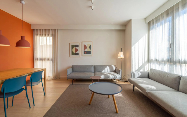 Jardinets De Gràcia by The 5ve Soul