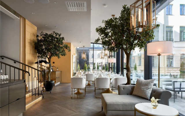 The Hotel Maria