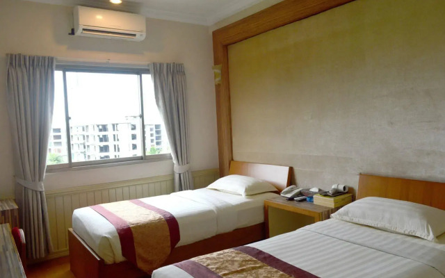Hotel 63