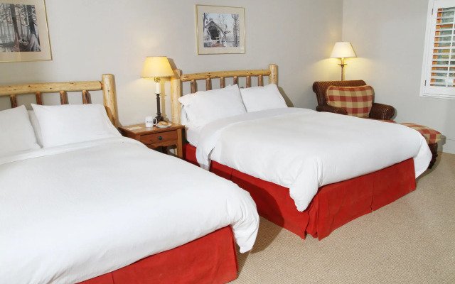 The Lodge at Riverside