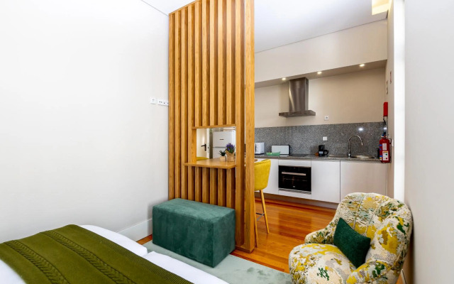 Mouzinho 129 - Medronheiro & Oliveira