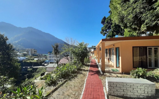 Room-janardan Resort Pangot, Nainital