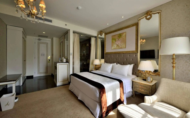 Amaroossa Royal Bogor