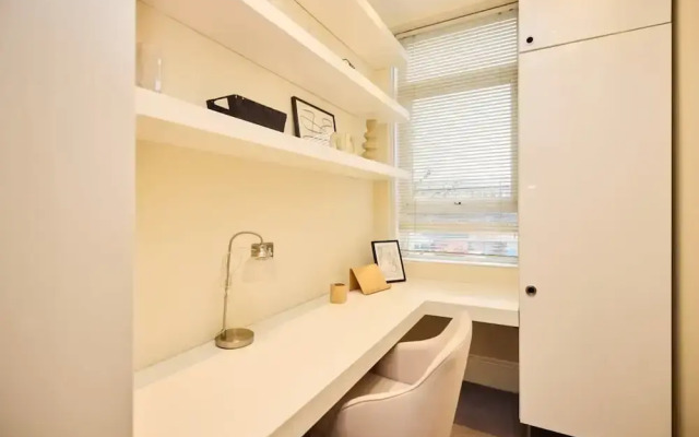 The Peckham Hideaway - Bright 3bdr Flat