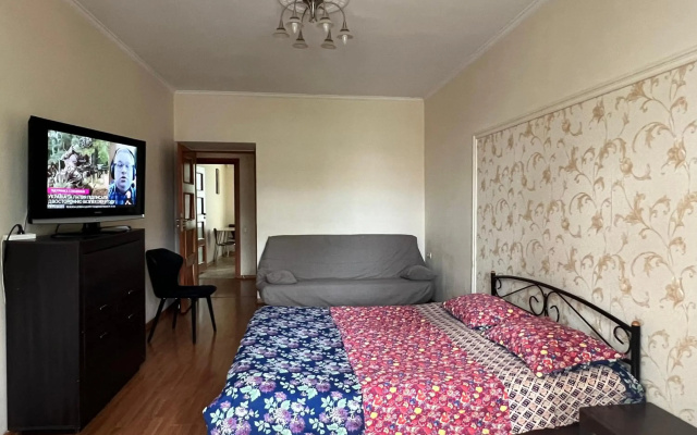 Apartment on Skorykovskyi Lane 4