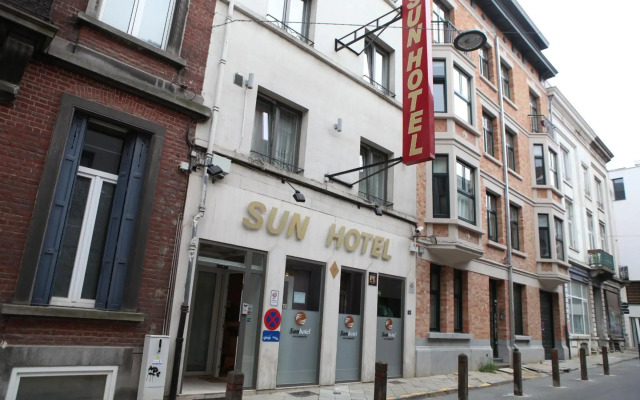 Sun Hotel