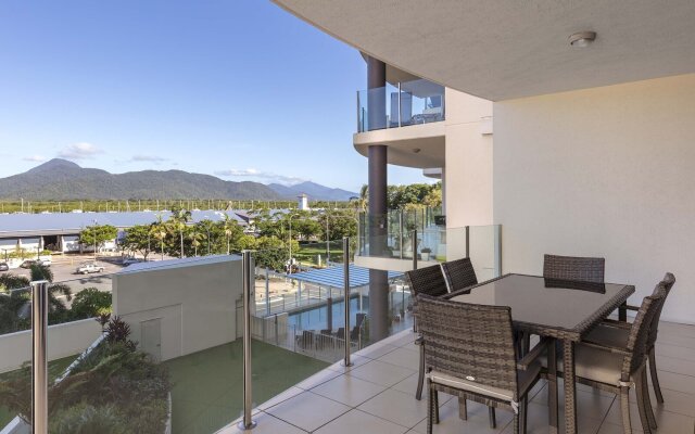 Piermonde Apartments - Cairns