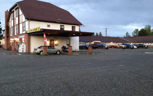 Englehart Inn