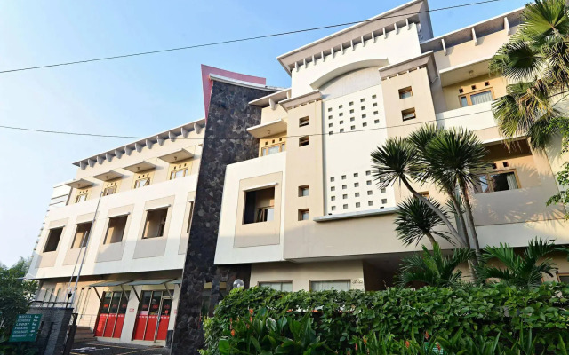 ZEN Rooms Pasteur Babakan Jeruk