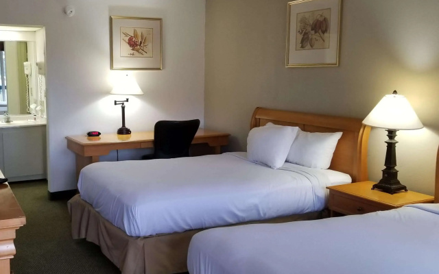 Ramada by Wyndham & Suites Warner Robins