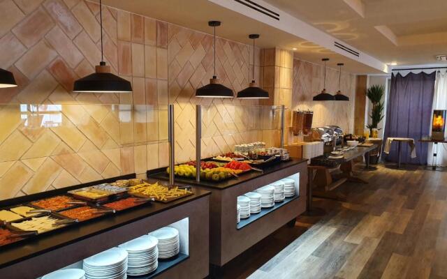 Hotel Windsor Tossa – Adults Only +16