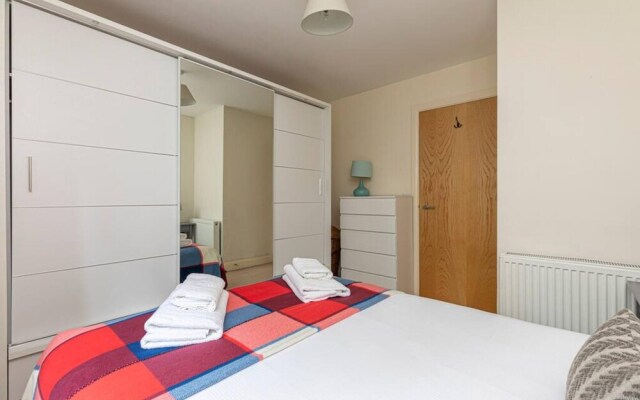 Modern 1-bed Apartment in Southwark, South London