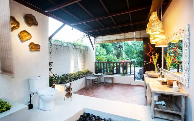 Sunset Paradise Villa Jimbaran 8008