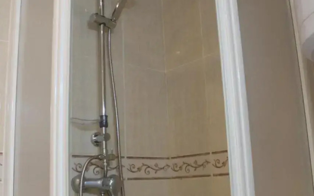 Absolute Apartment