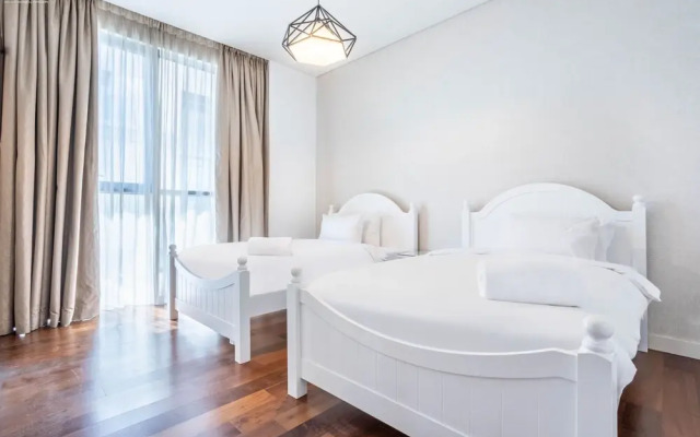 3B - CityWalk13B - 501