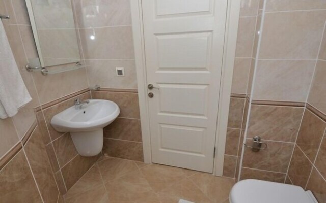 Sea Heaven Legend Apartments