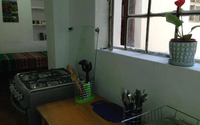 Chacha International - Hostel