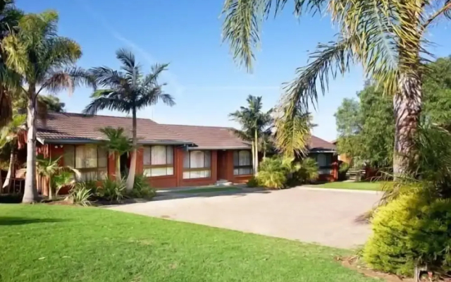 Paradise Holiday Apartments