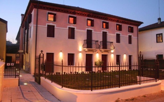 Villa Giotto Luxury Suite & Apartments