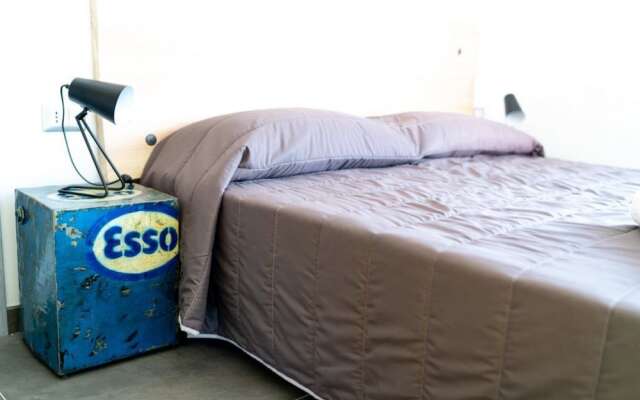 Italian Piston House