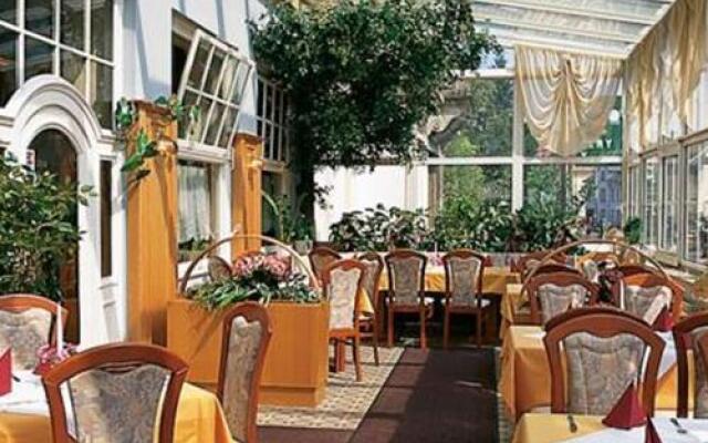 Hotel - Restaurant Kurhaus Klotzsche