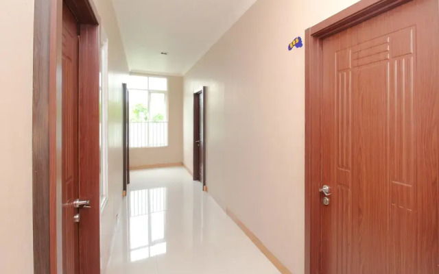 Airy Ranotana Sario Sam Ratulangi 222 Manado