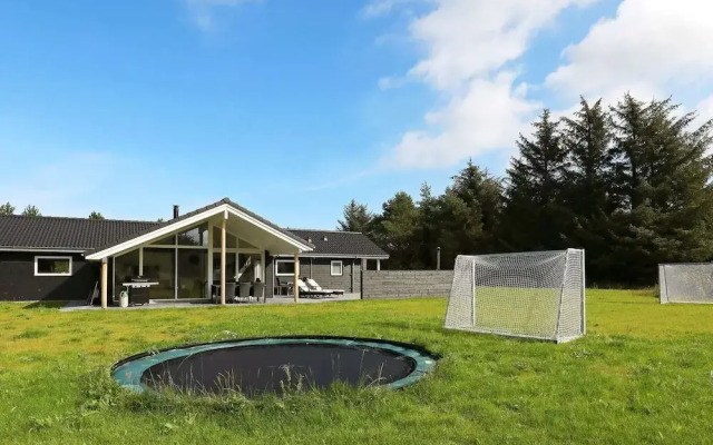 8 Person Holiday Home in Bindslev