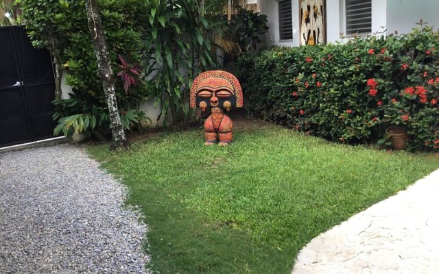 Pretty Caribbean Style Villa