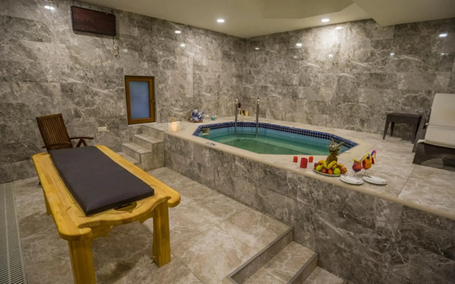Cam Thermal Resort Spa Convention Center