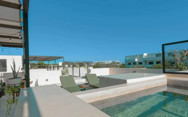 Modern 2BR Oasis With Pool Views at Chaan Ha