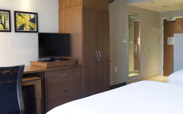 Courtyard by Marriott Asheville Airport