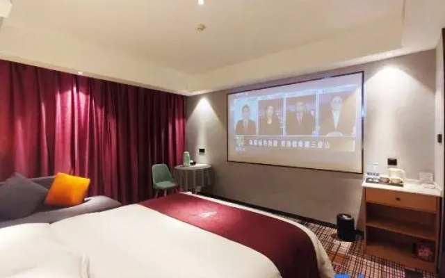 Jiugang Hotel (East Building)