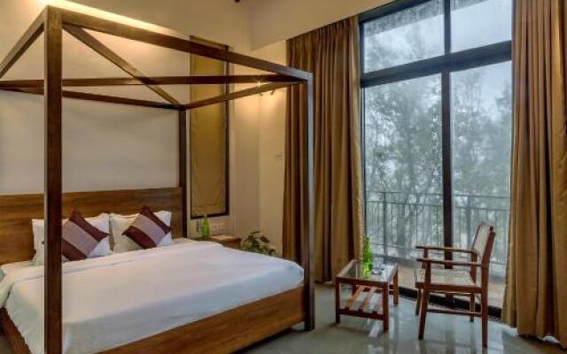 SaffronStays Falcon Hill, Lonavala - luxury villa with infinity pool near Lion's Point